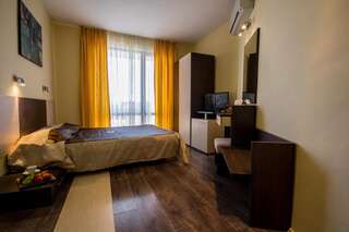 Гостевой дом Coral Guest House Обзор Двухместный номер с 1 кроватью-9