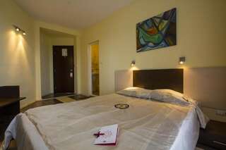 Гостевой дом Coral Guest House Обзор Двухместный номер с 1 кроватью-12